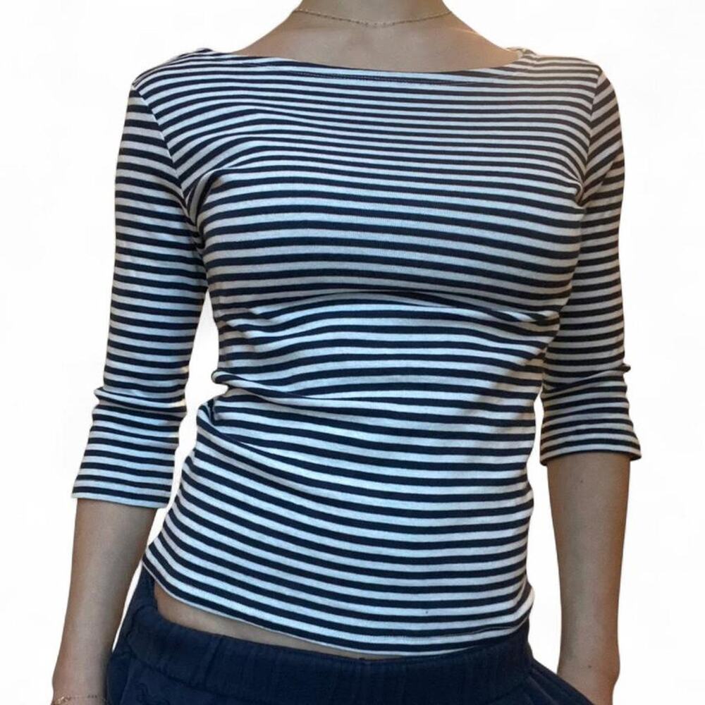 Subdued boat neck t shirt black and white 3/4 sleeves